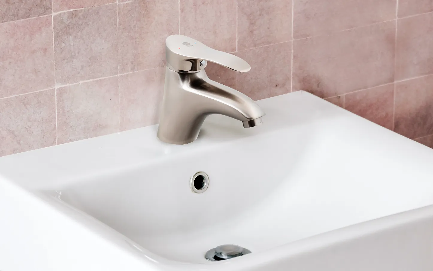 Смеситель для раковины MITTE САТИН (SATIN) в магазине Культо